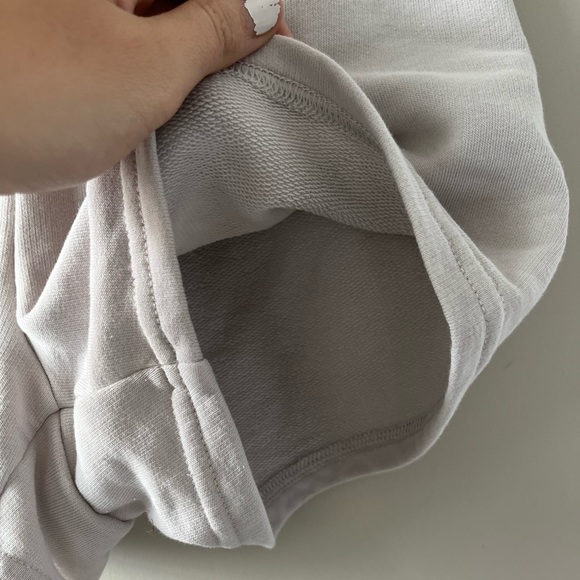 Tna AiryAF High Waisted Fleece Sweat Short Size XS - Picture 3 of 9